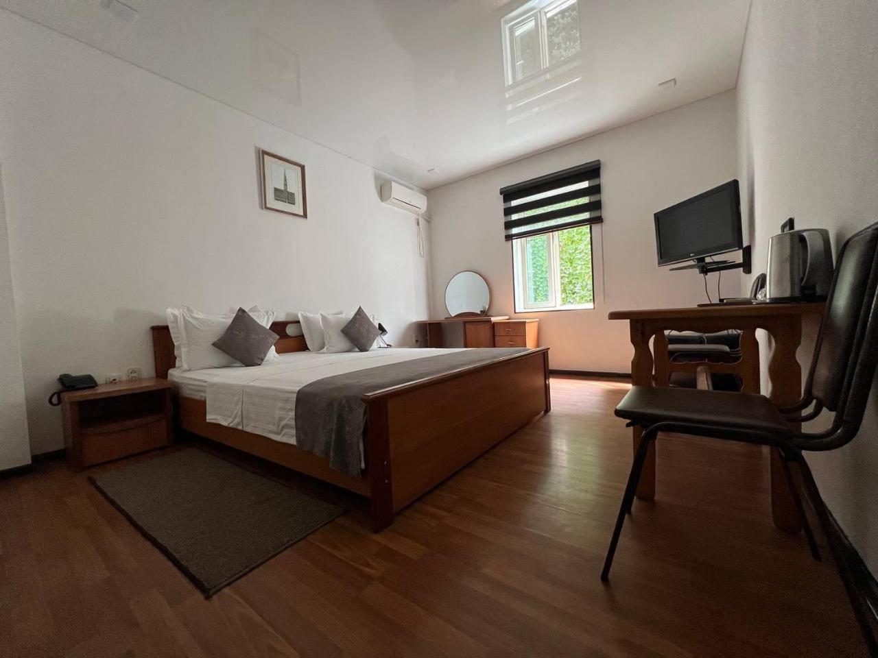 Temurkhan Hotel 塔什干 外观 照片